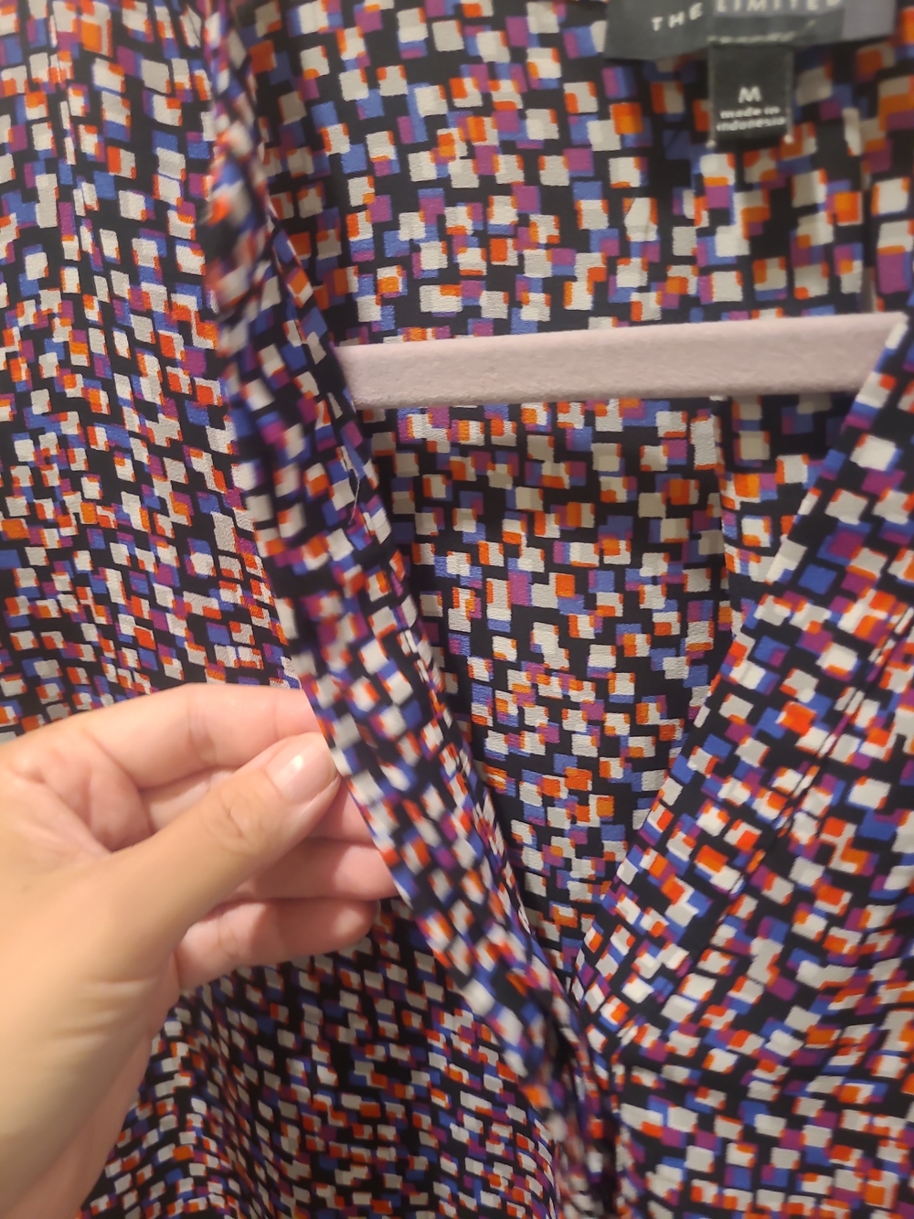 The Limited Blouse Womens M Multicolor Button Front Long Sleeve Geometric Top - Picture 6 of 14